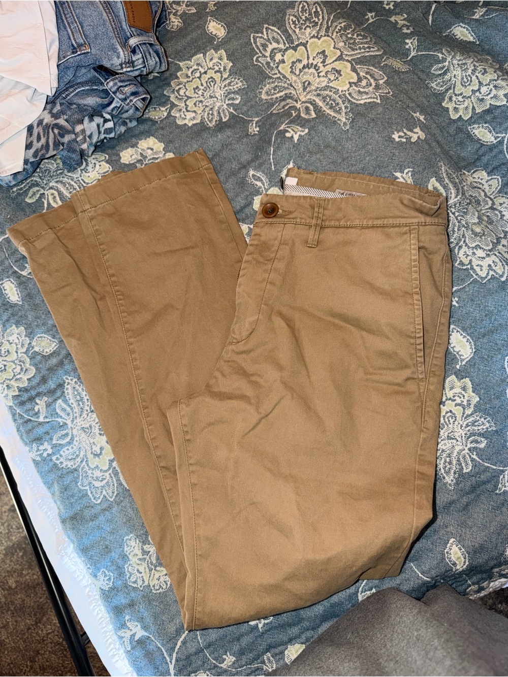 Men's Tan Pants